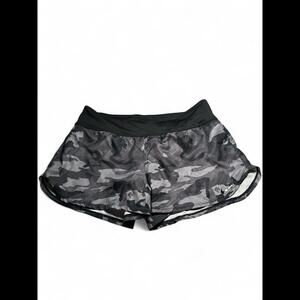 Nike Dri-Fit Women Black Camo Print Running Athletic Shorts Size Small NWT